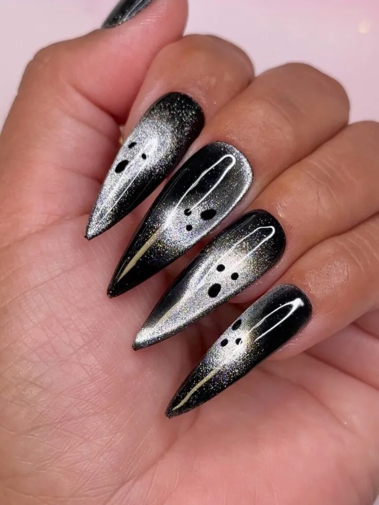 40 Spooky Creepy Halloween Nails Acrylic Design Manicure 23 40 Spooky Creepy Halloween Nails Acrylic Design Manicure