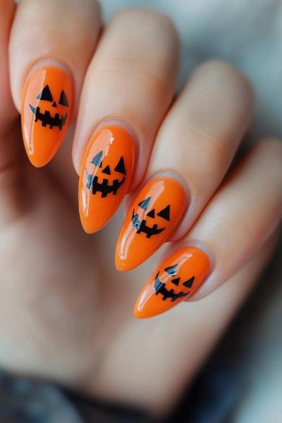 Stunning Fall Nail Art Designs to Try
