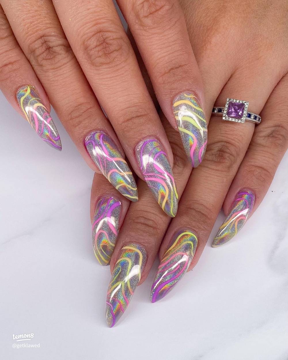 Colorful Line Art Swirl Nails Design
