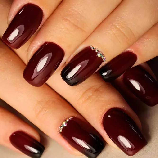 Black to Burgundy Ombre Nail Designs