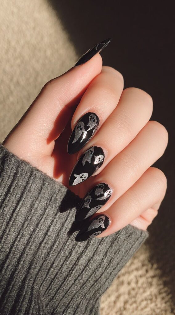 Black Halloween Nails