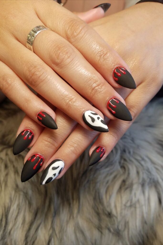 Black Halloween Nails
