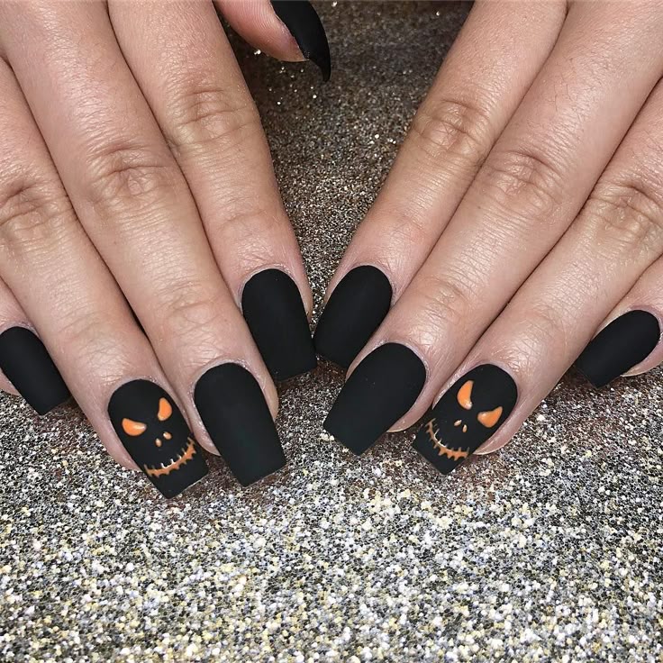 Black Halloween Nails