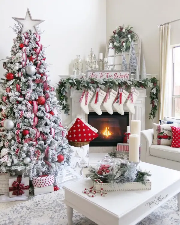 White and Red Christmas Decoration Ideas