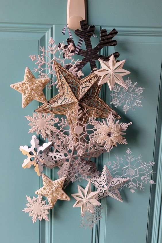 Winter star door hanger decor