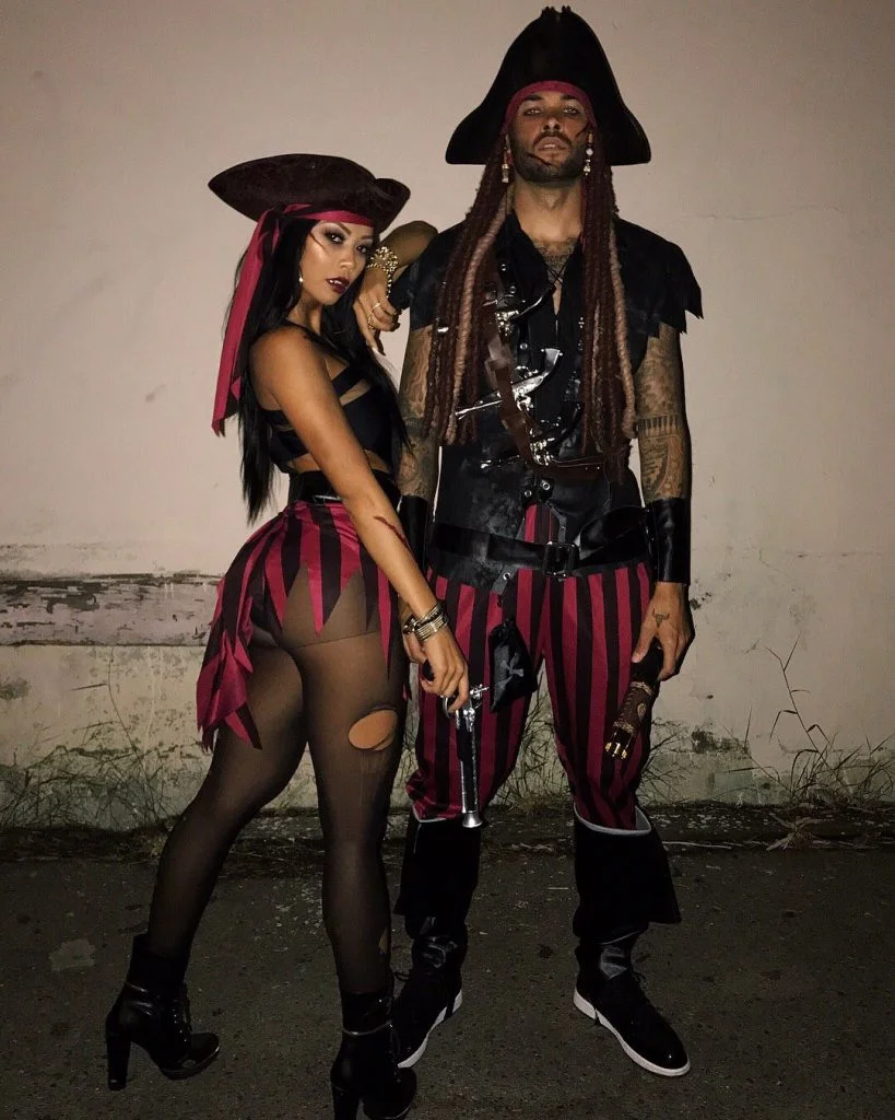 Pirate couple costume