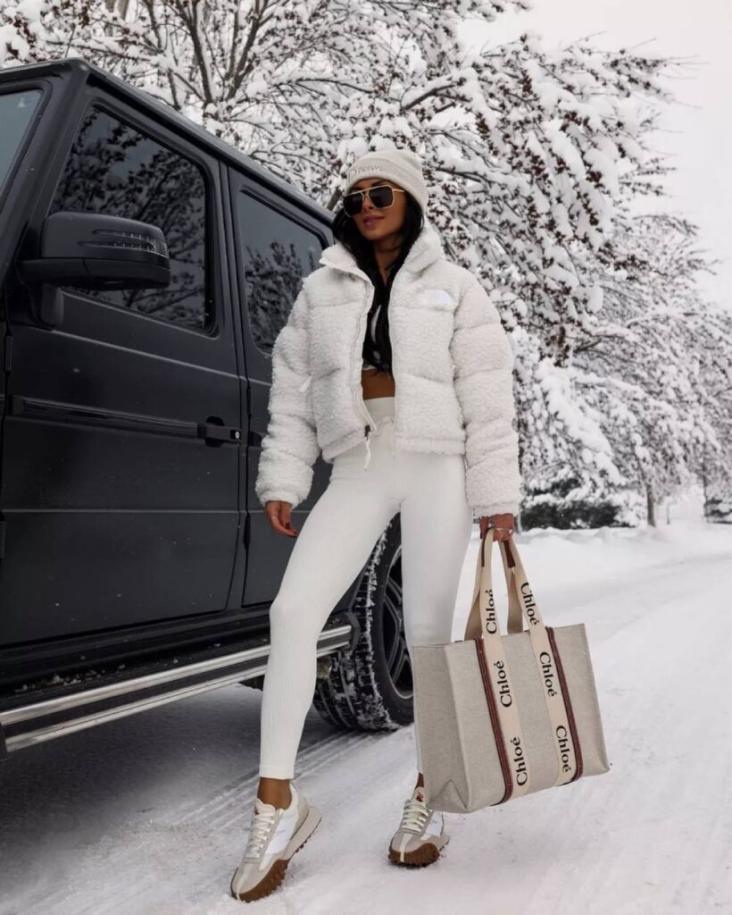 All-White Winter Jacket with Leggings and Sneaker