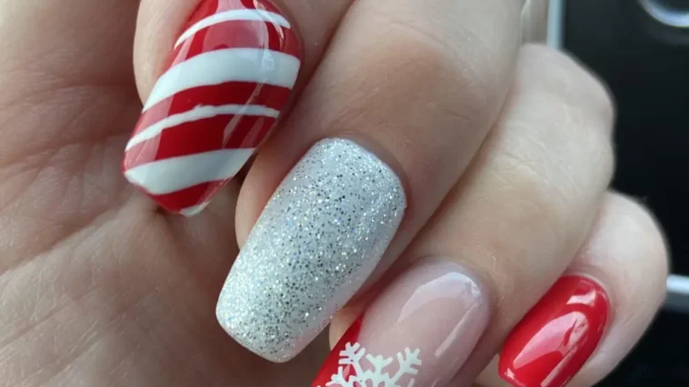 Red and White Christmas nails Design