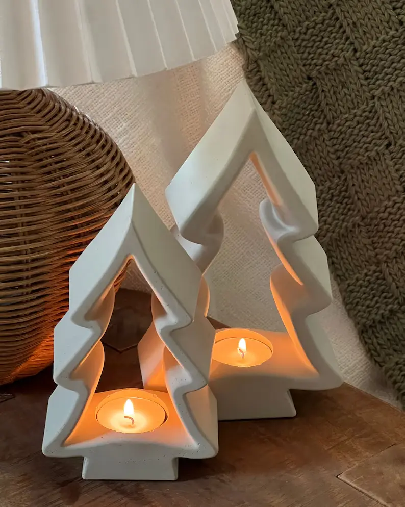 Candle Holder with Christmas Tree Design