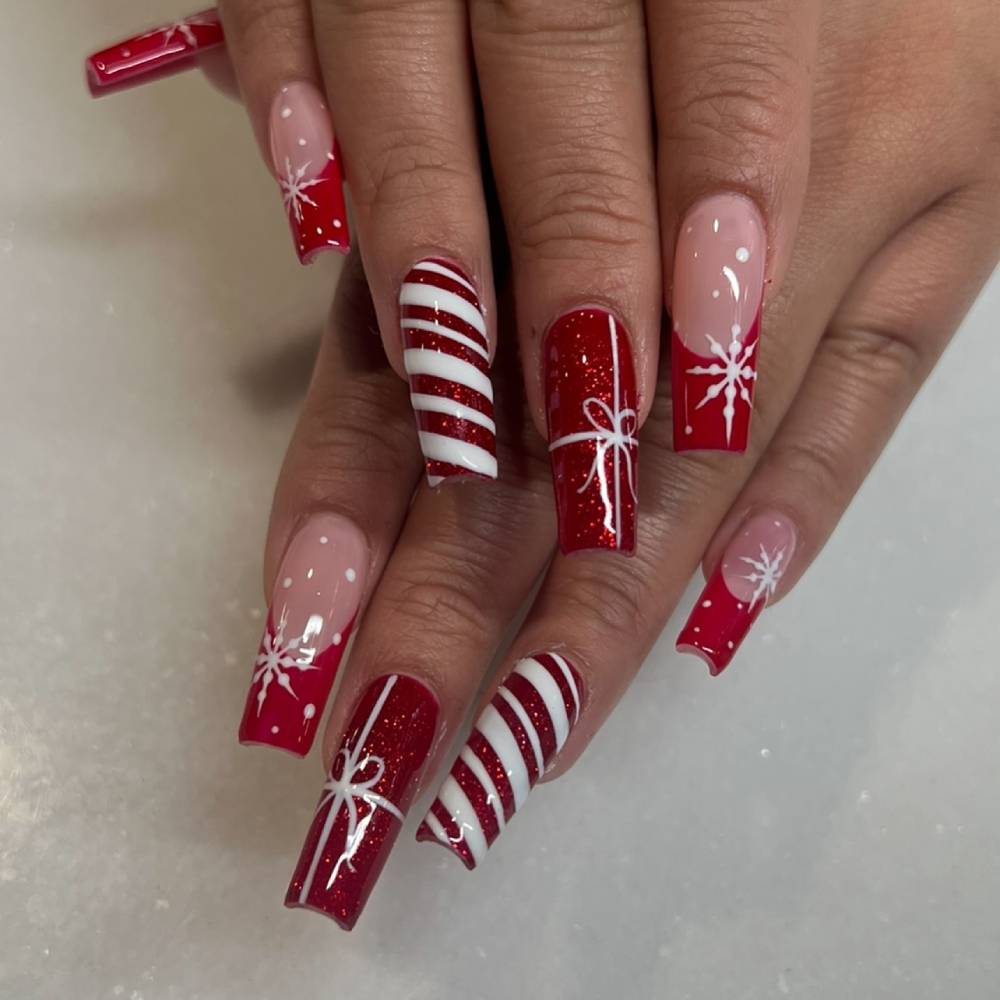 Winter Holiday Nails