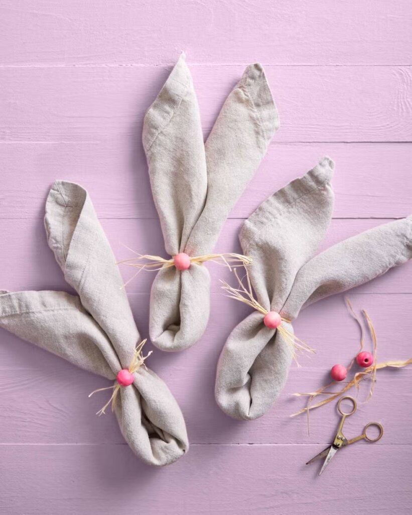 Easter Napkin Decor