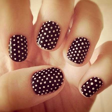 Really Cute Polka Dot Nails 