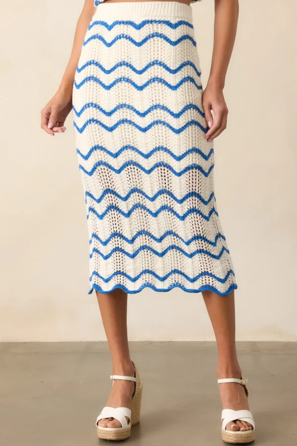 Azure Breeze: Navy & Ivory Striped Crochet Midi Skirt with Scalloped Hem - Image 2