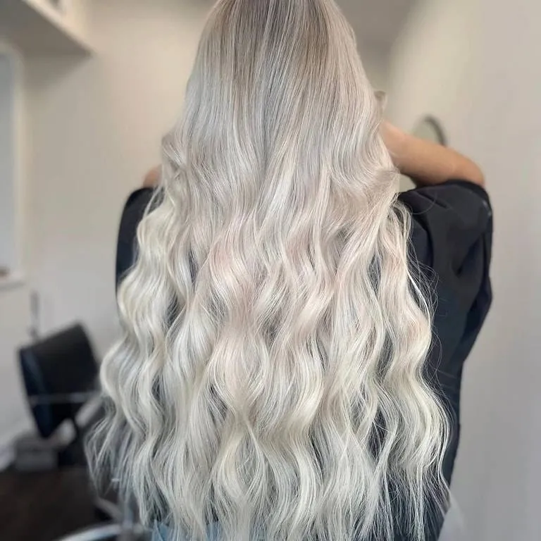Is Platinum Blonde Hair Worth It Image 2 Is Platinum Blonde Hair Worth It? Here's What You Need to Know Before Going Ice Cold