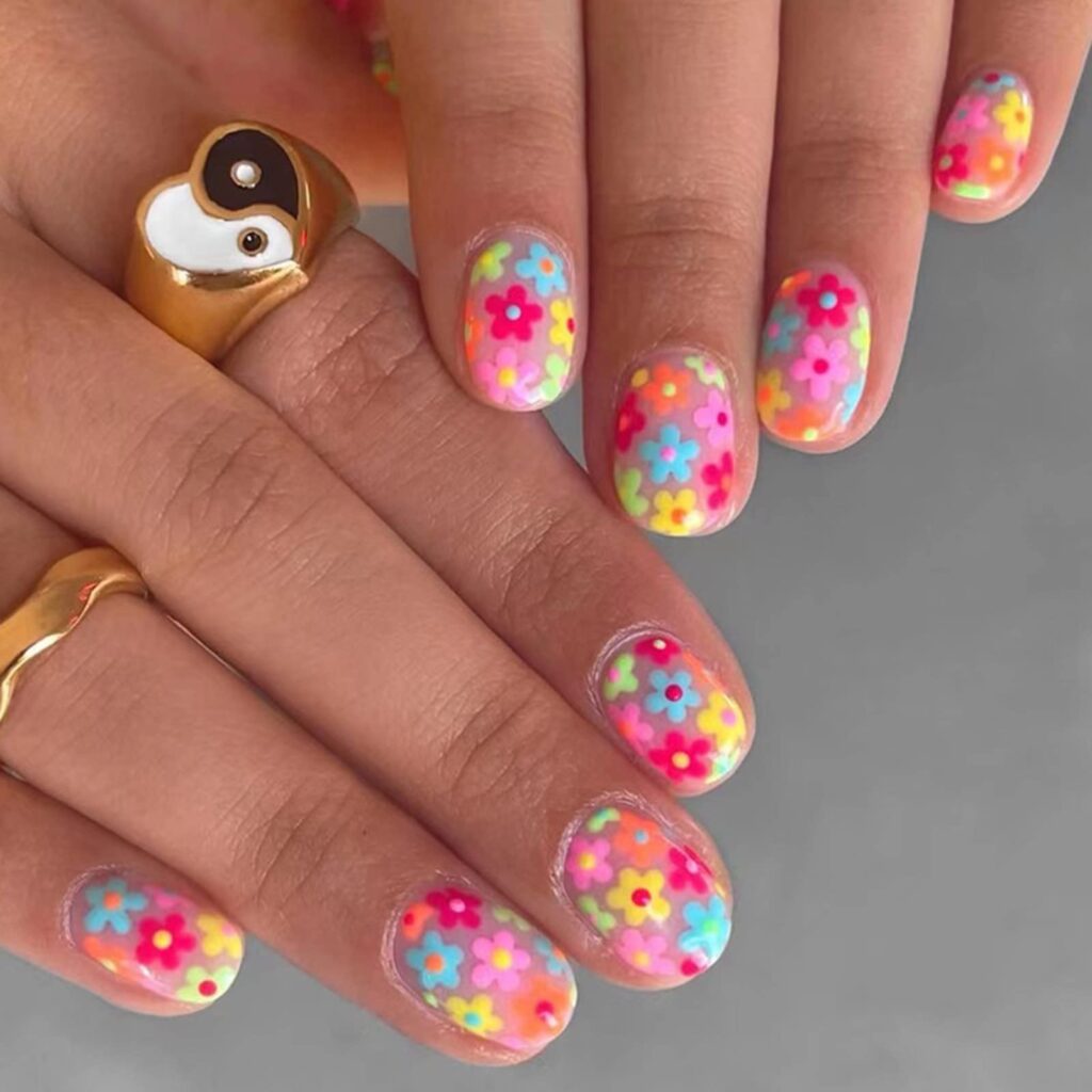 Daisy Garden Summer nails