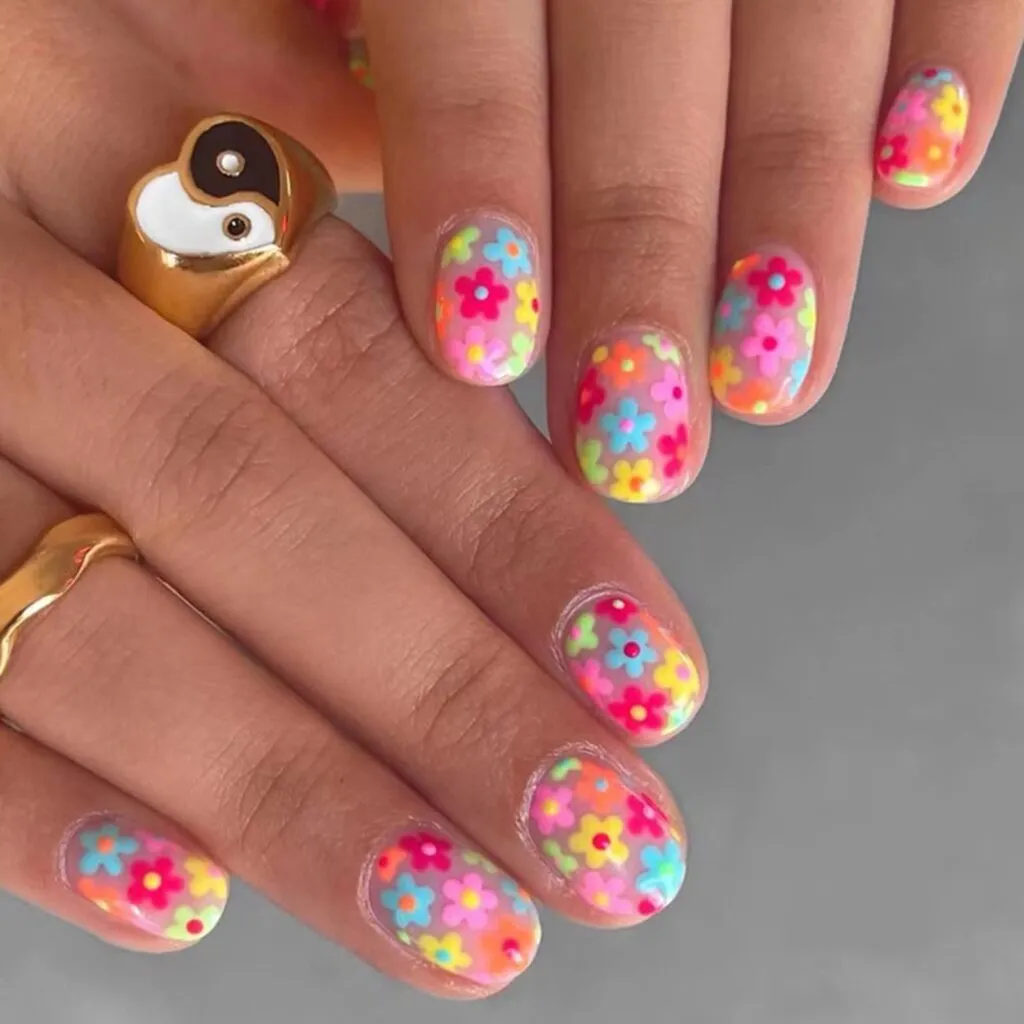 Daisy Garden Summer nails