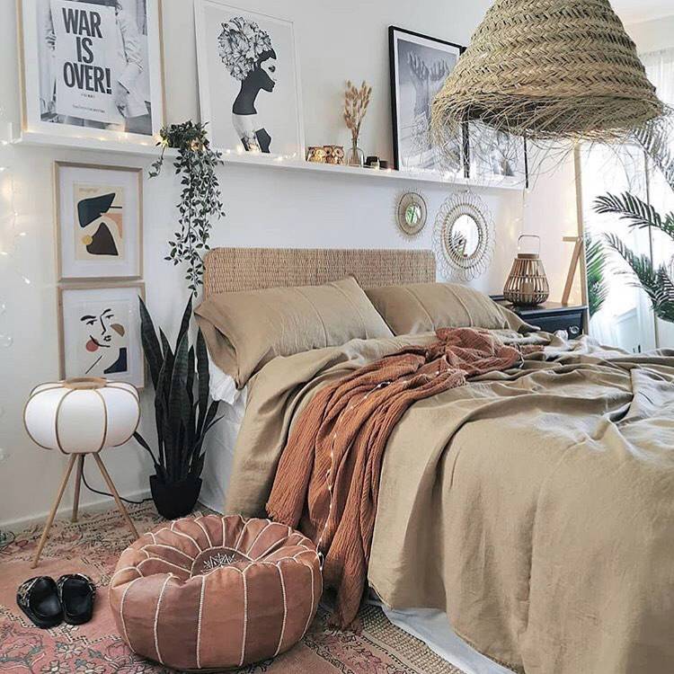 From Porch to Bedroom: Easy Pumpkin-Themed Fall Decor Tips