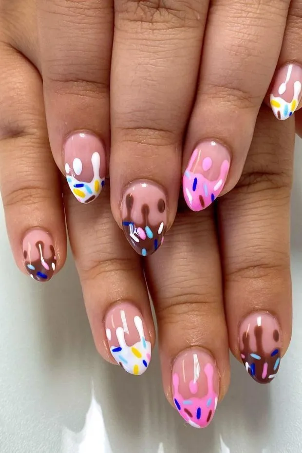 Ice Cream Swirls Summer nails