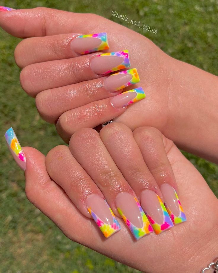 Tie-Dye Effect Summer nails