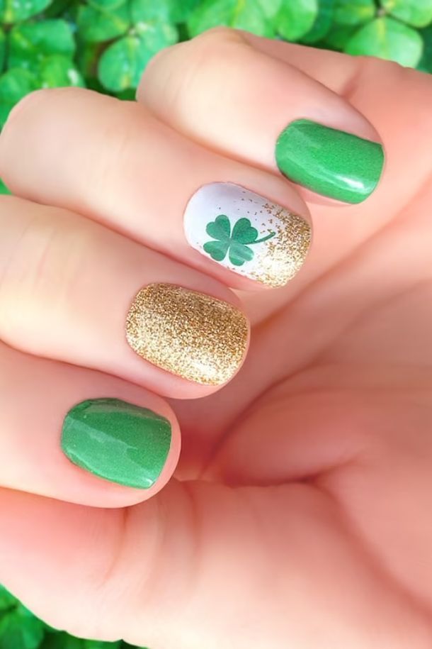 Lucky St. Patrick's Day Nail Designs 29 Lucky St. Patrick’s Day Nail Designs, St. Patrick's Day is the ideal occasion to experiment with your appearance. Minimalist Single Clover on Nude Nail