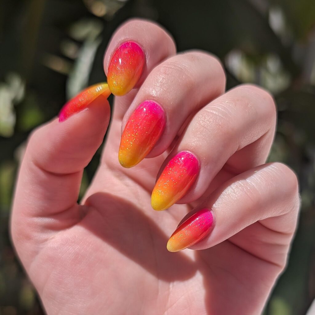 Neon Orange Ombré summer nails