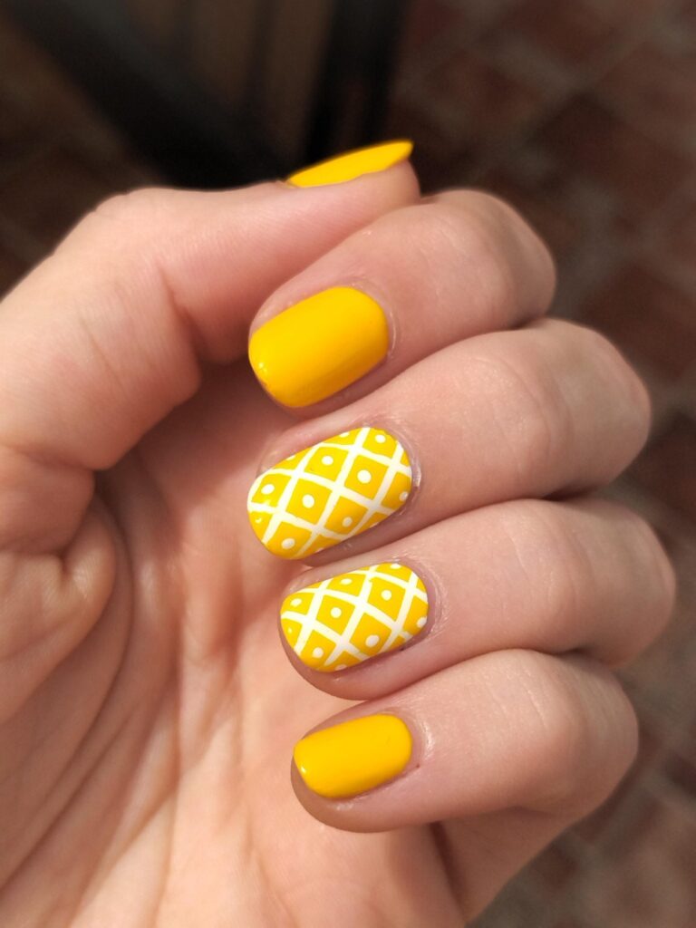 pineapple accent summer tropical nails