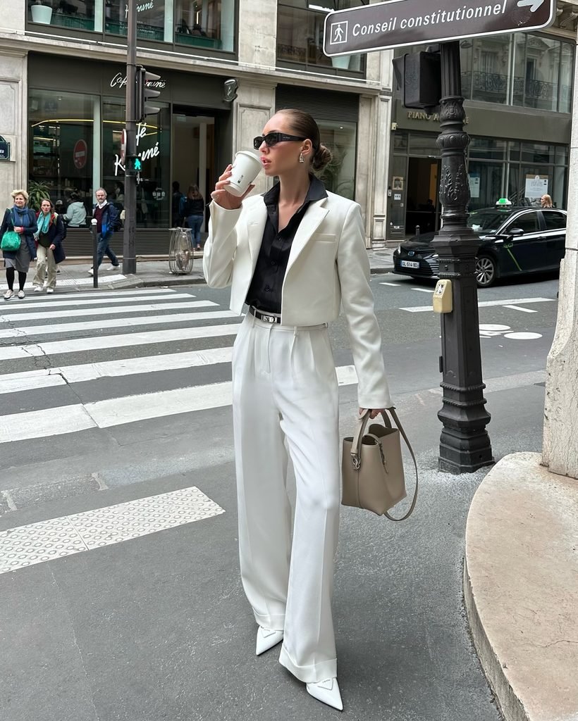 Fall Outfits Over 40: 20 Warm & Cozy Looks for the Season 10 Fall Outfits Over 40: 20 Warm & Cozy Looks for the Season Blazer + Silk Cami + Tailored Trousers + Loafers