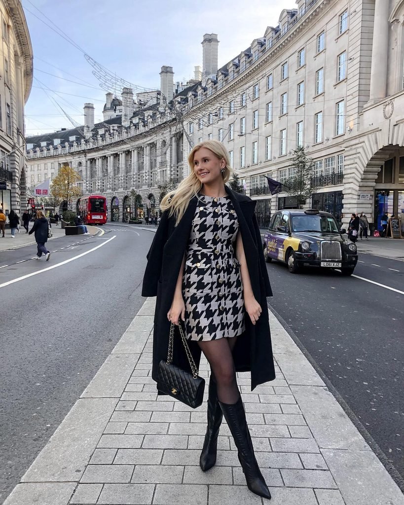 Fall Outfits Over 40: 20 Warm & Cozy Looks for the Season 22 Fall Outfits Over 40: 20 Warm & Cozy Looks for the Season Midi Dress + Blazer + Tights + Heeled Booties